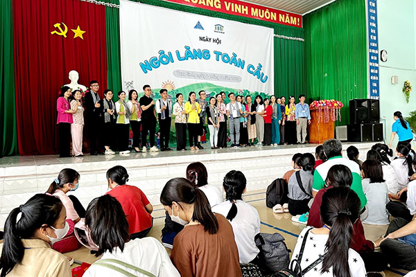 Ngày hội Ngôi làng toàn cầu