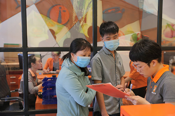 cứ vào đại học đi rồi tính