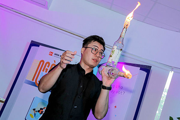 Flair Bartending - một hướng phát triển hấp dẫn của nghề Bartender